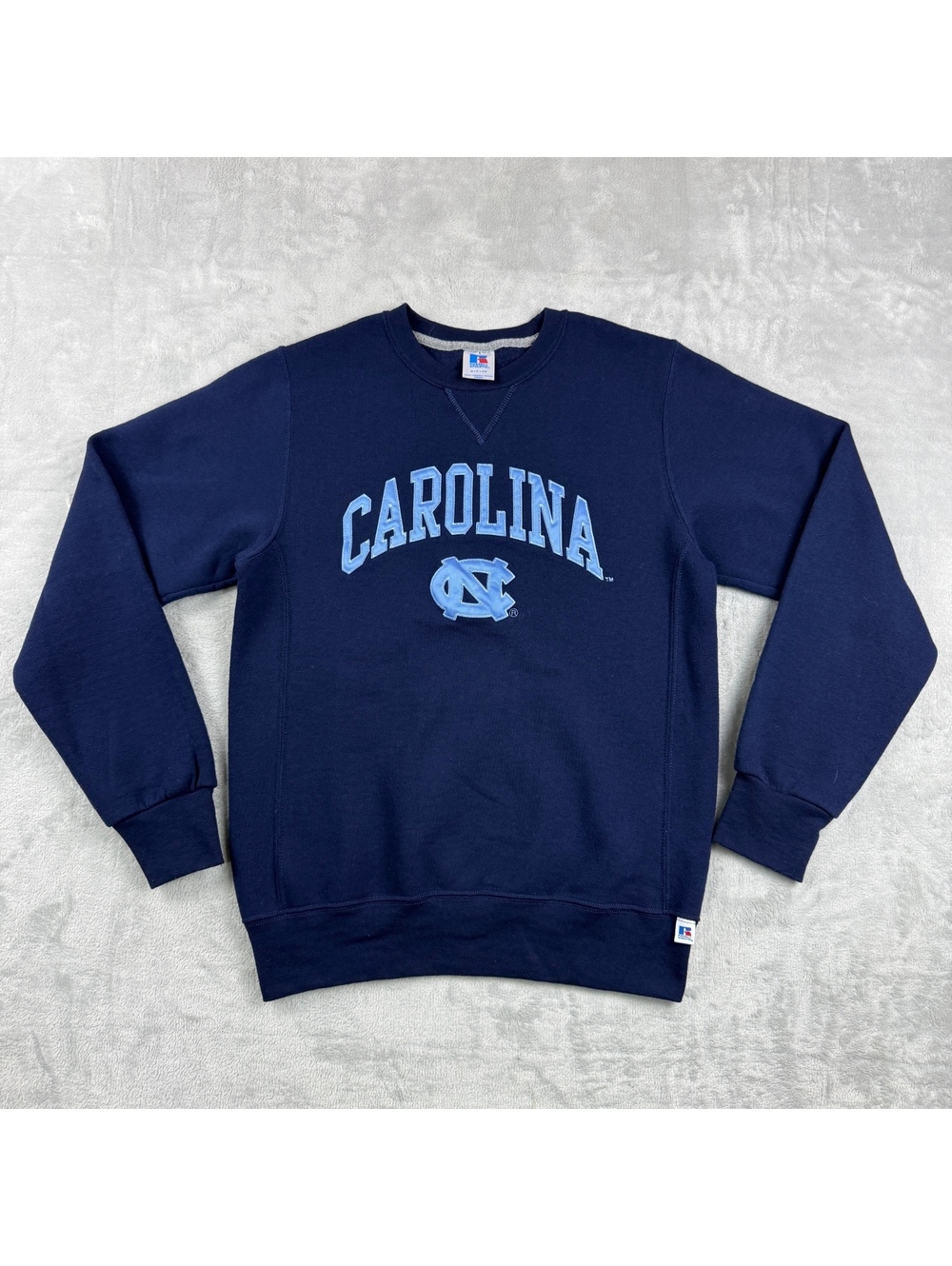 Russell Athletic UNC Carolina Tar Heels Sweatshirt Mens Small Navy Crewneck NCAA